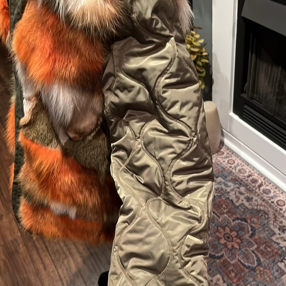 Moose Knuckles Fox Fur Reversible Coat - NWT - Picture 7 of 15
